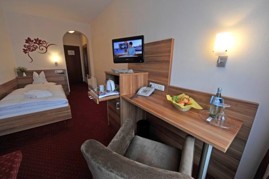 Hotel Café Nothnagel Griesheim  Extérieur photo