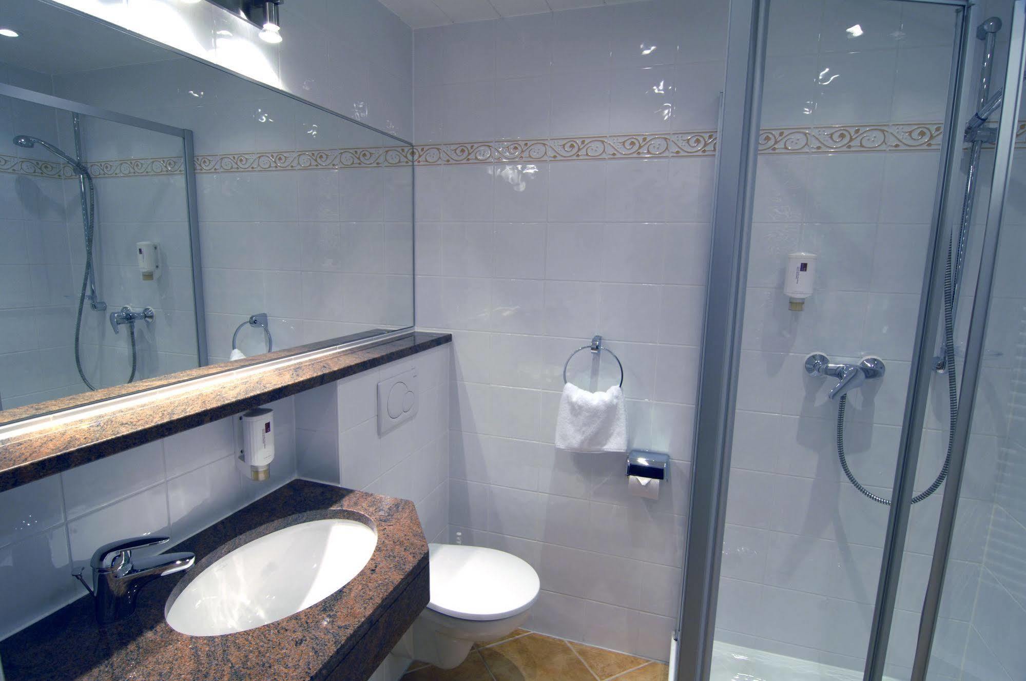 Hotel Café Nothnagel Griesheim  Extérieur photo